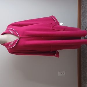 NWT-Barbizon Ruby Robe 3X